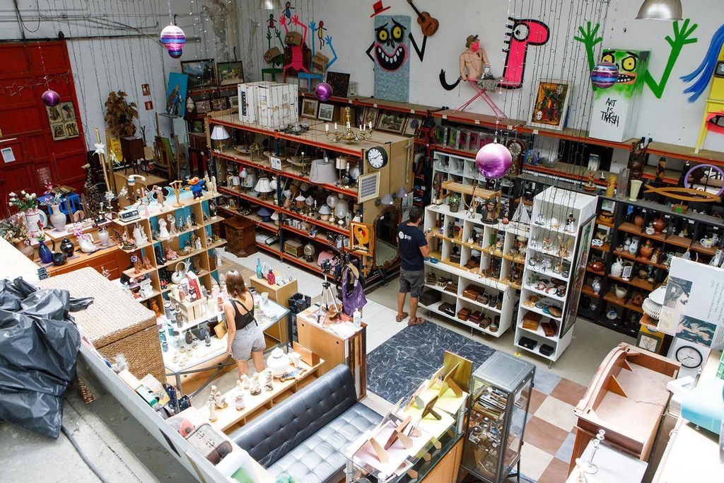 LOTE DE ANTIGUEDADES