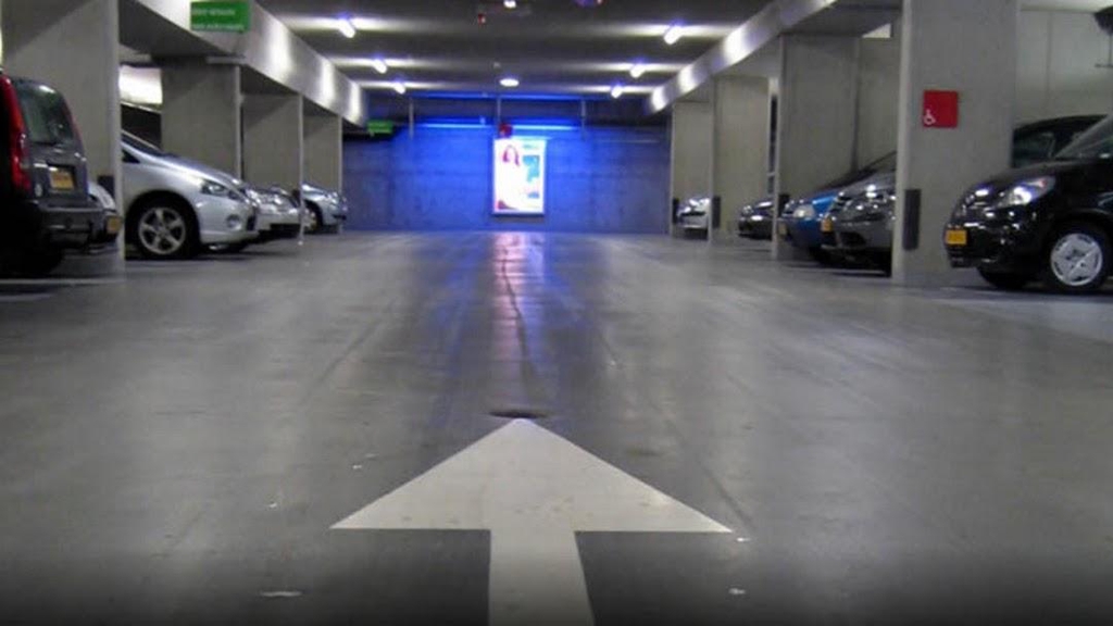 Garage Pi.Yle Parking