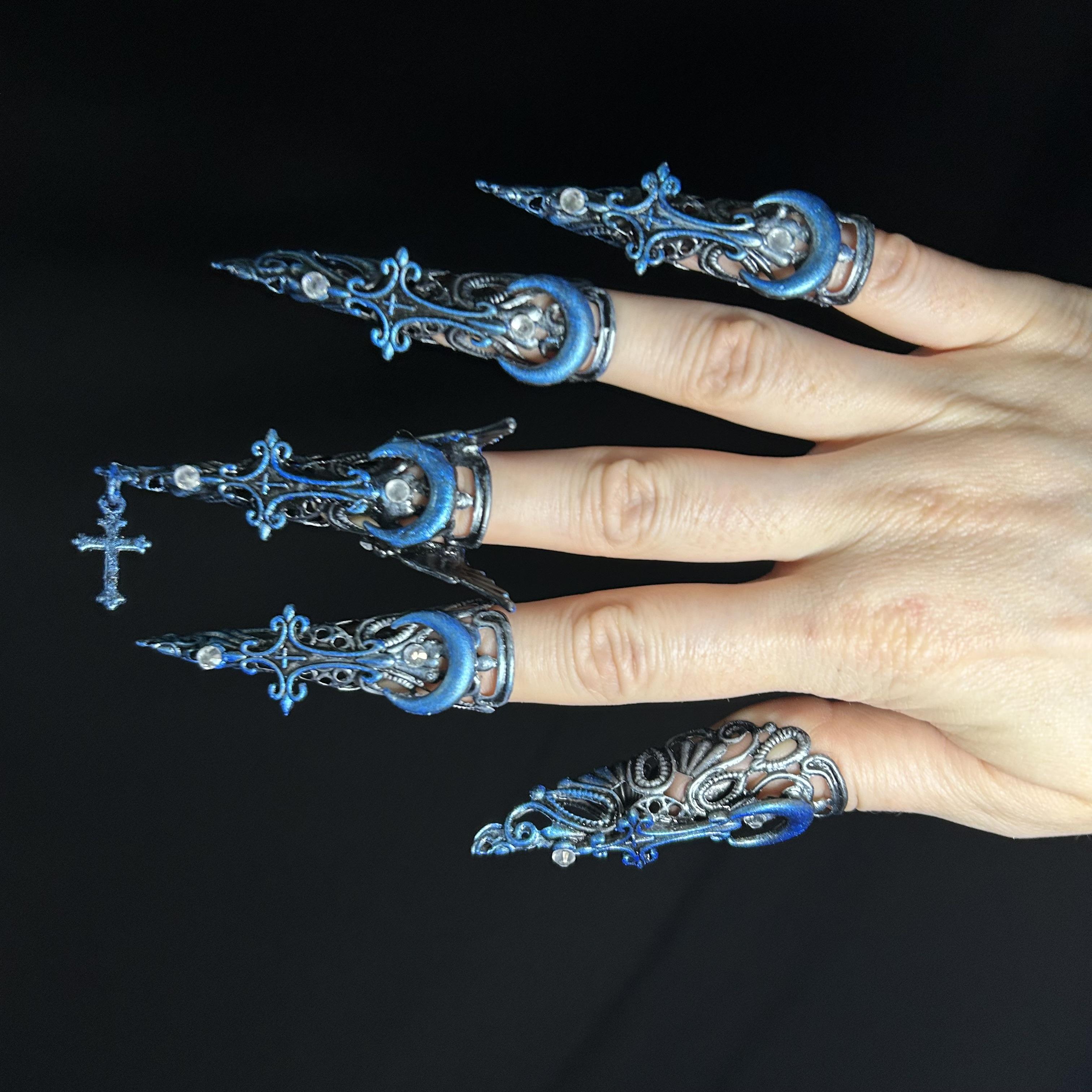 Nail claws