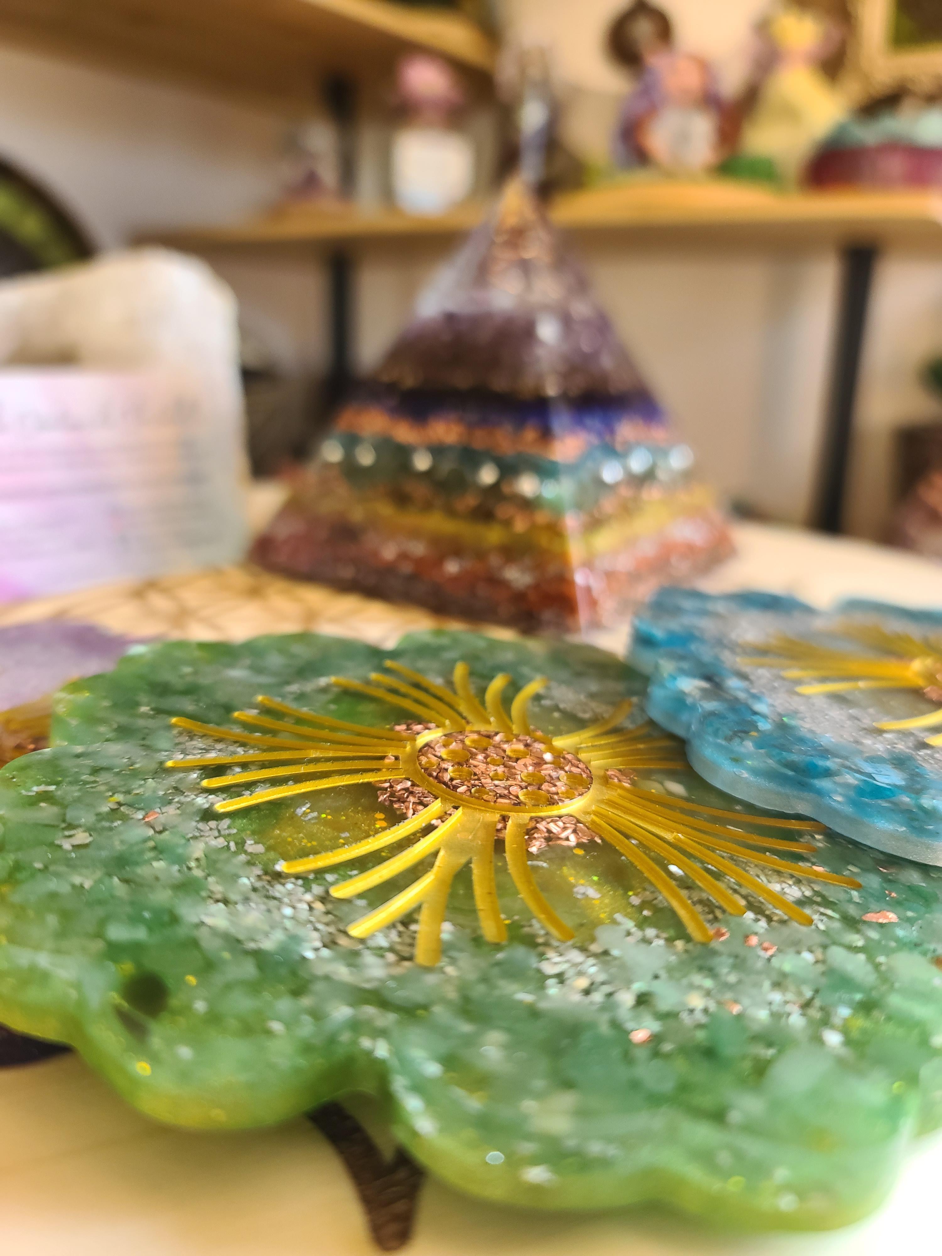 Pyramides énergétiques "Orgonites"