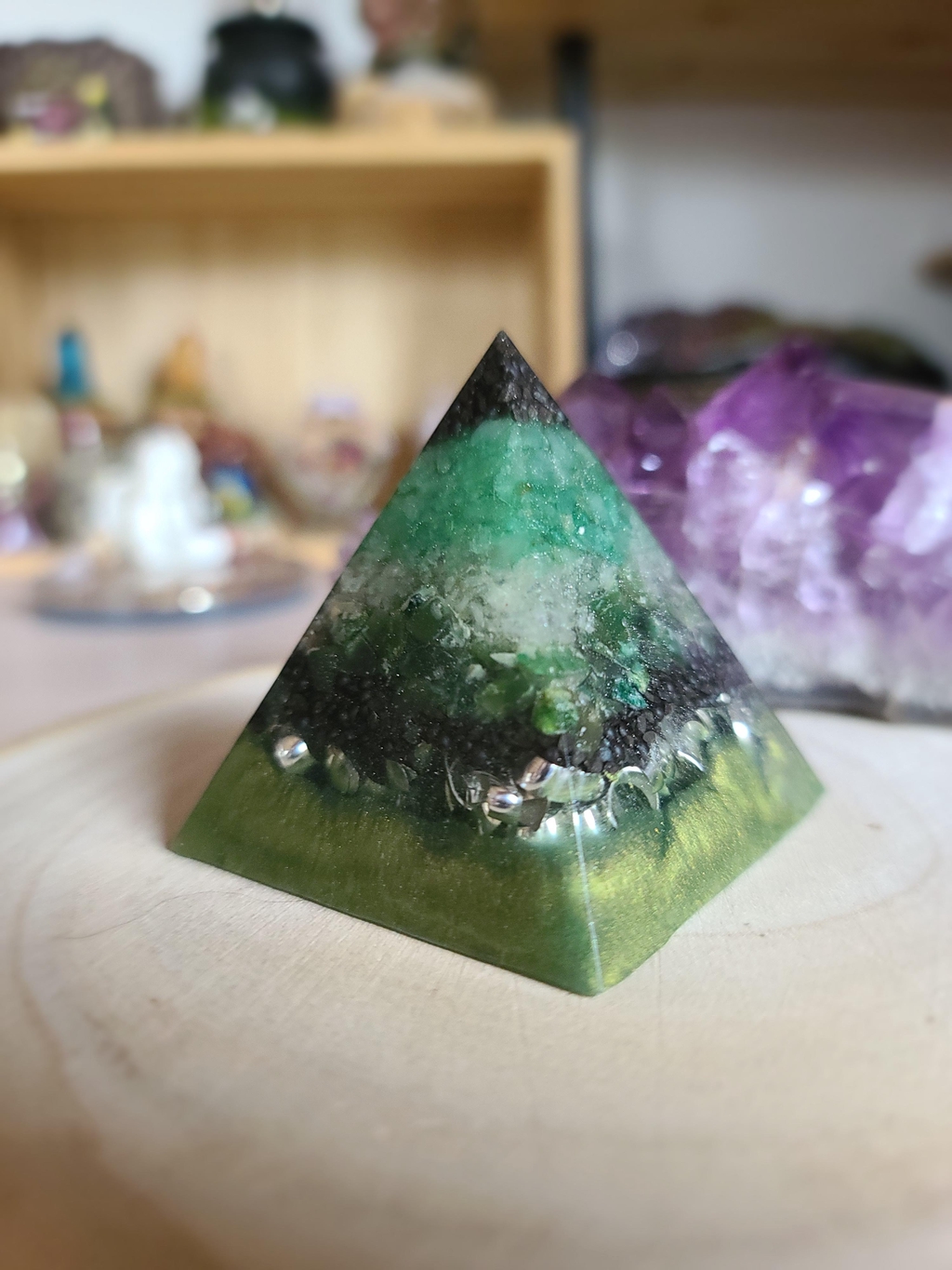 Pyramides énergétiques "Orgonites"