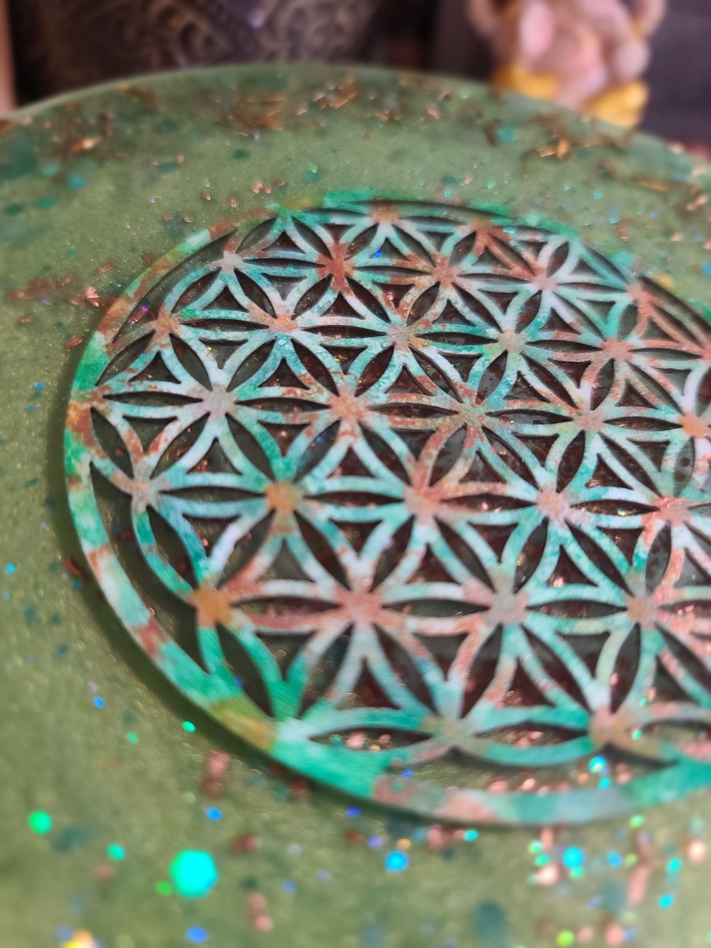 Catégorie d'articles regroupant les plateaux harmonisateurs. Fleur de vie, Métatron, Arbre de vie, vegvisir et autres plateaux en orgonites.