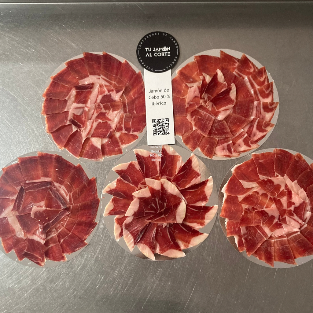 Disfruta del Mejor Jamón Cortado a Cuchillo en Granada, con Envío Gratis

Saborea la excelencia de nuestro jamón, cortado a cuchillo para mantener su frescura y sabor auténtico. Cada pieza es seleccionada cuidadosamente, asegurando la mejor calidad para tu mesa. Además, ofrecemos envío gratia  para que recibas el mejor jamón directamente en tu hogar sin costos adicionales.

No esperes más, haz tu pedido y deleita tu paladar con el auténtico sabor del jamón ibérico. ¡La calidad y el sabor están a solo un clic de distancia!