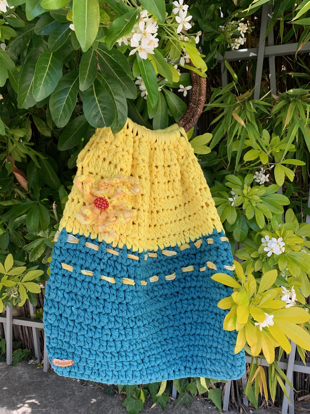 Sacs et bijoux faits main au crochet