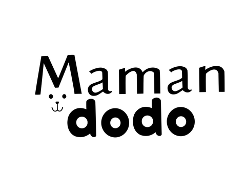 Logo Maman dodo représentant le nom de la société avec une tête de doudou dans la lettre M. 
