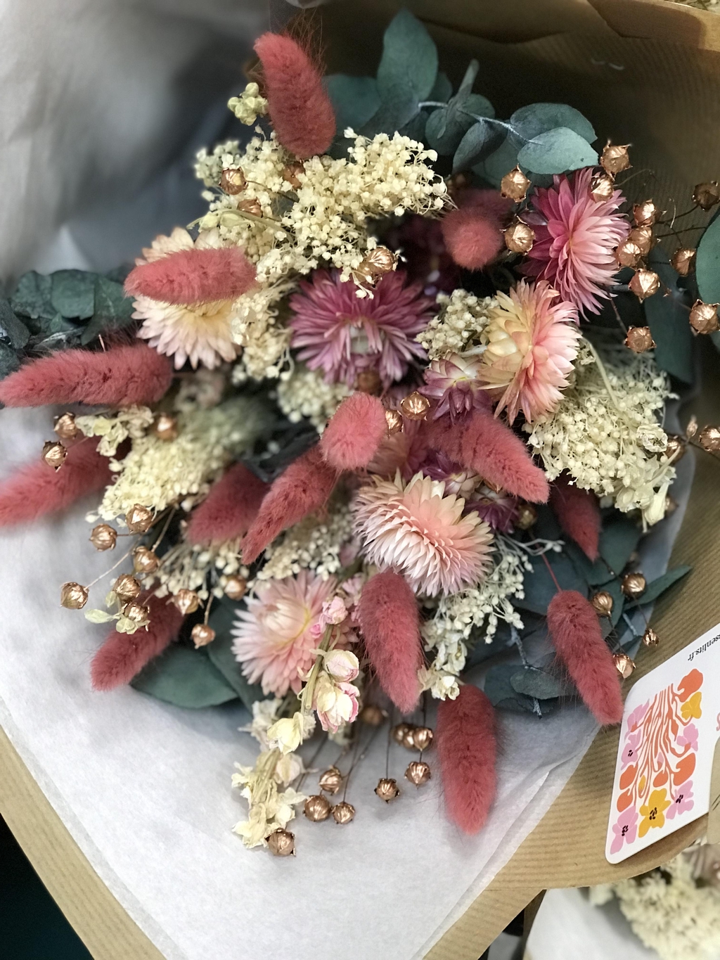 Bouquets en fleurs séchées et stabilisées. Bouquets durables. Bouquets à offrir. Bouquets de noël 