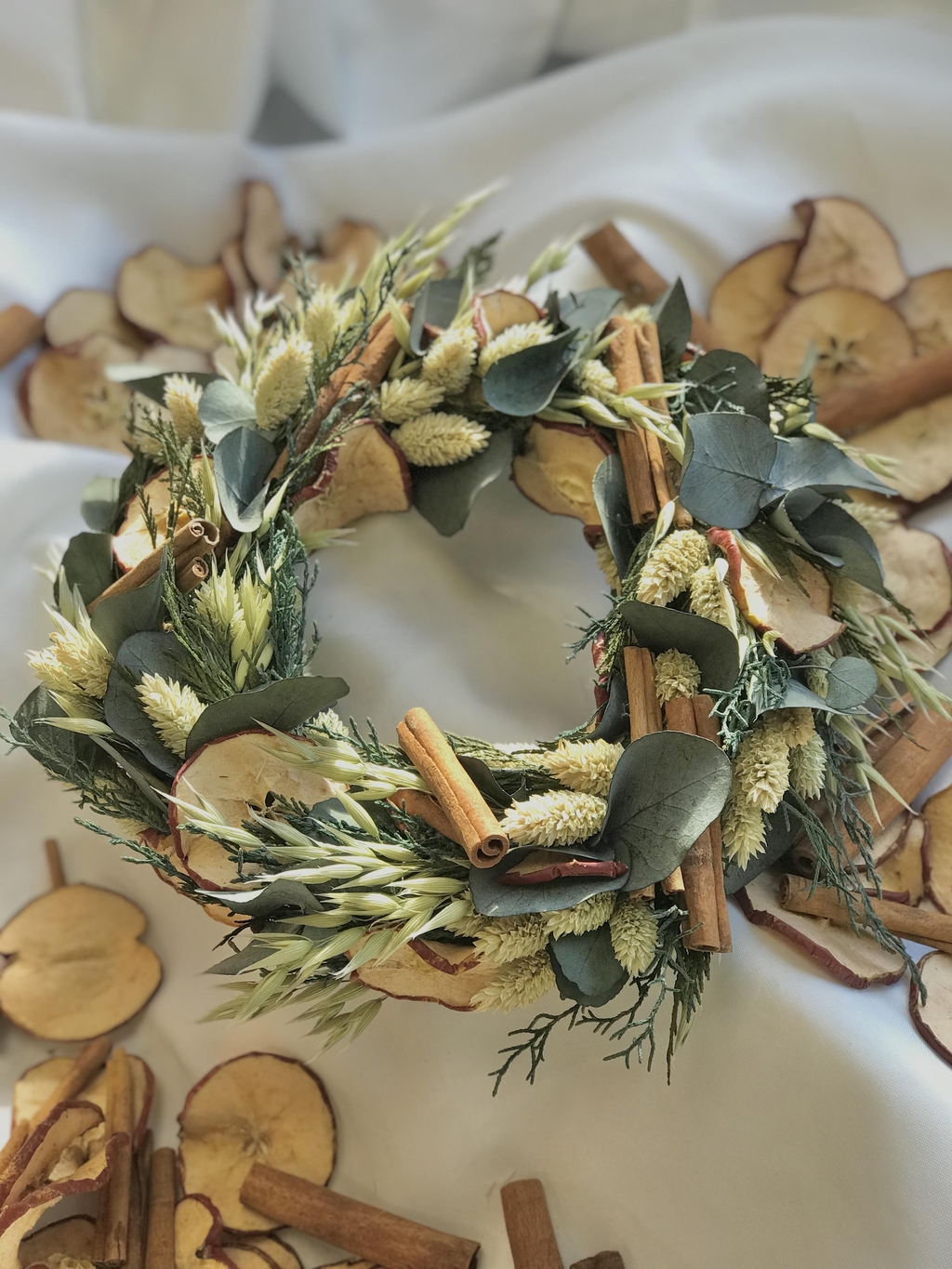 Couronne de porte de noël, décoration de Noël en fleurs séchées et stabilisées 