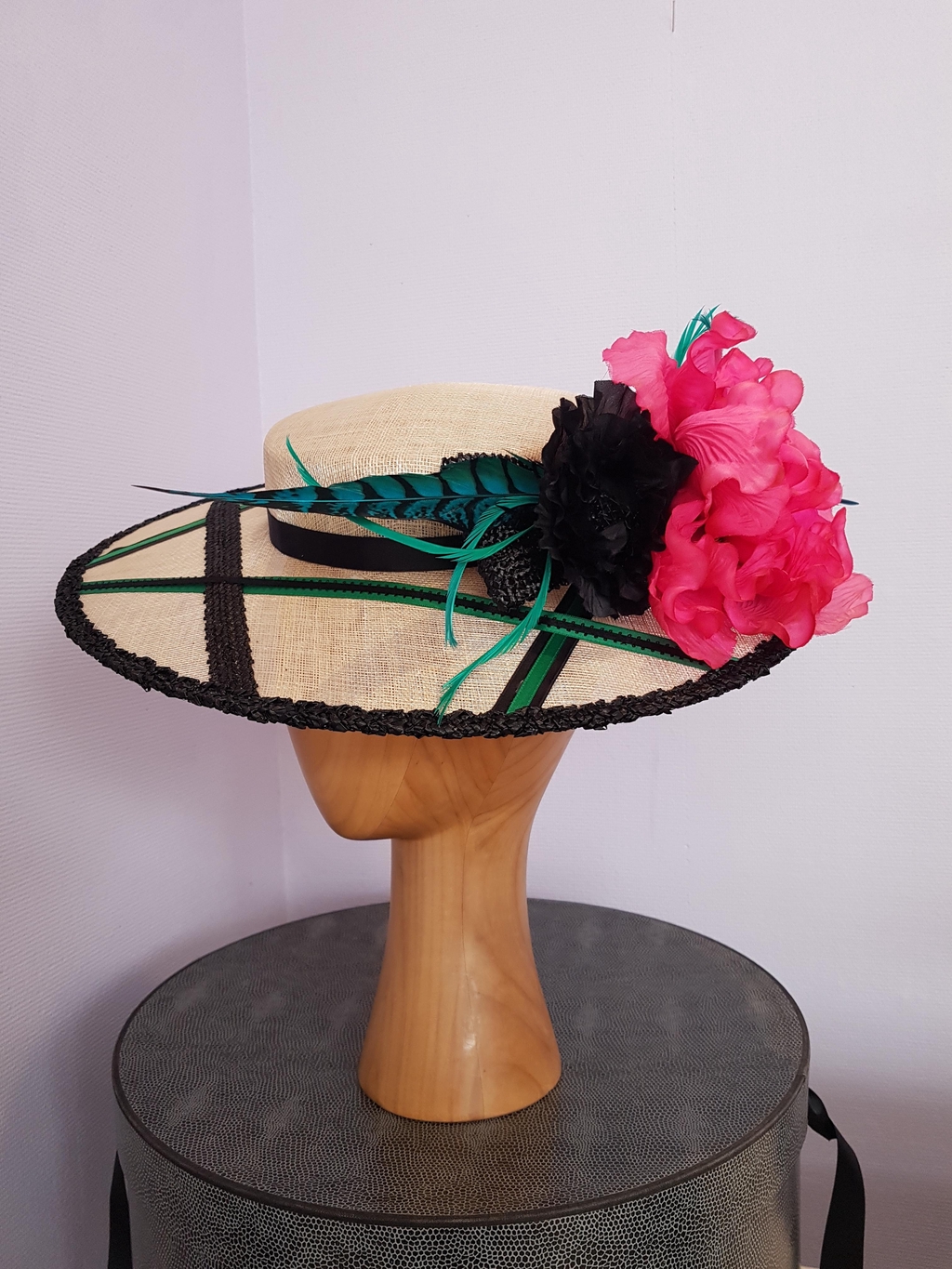 Chapeaux sur-mesure coordonné à votre tenus