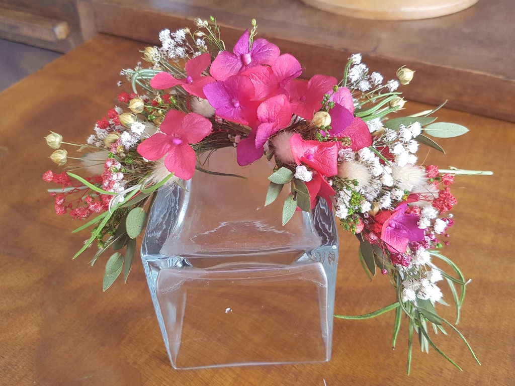 accessoires pour les mariées, peigne, voile de mariée, fleurs de soie