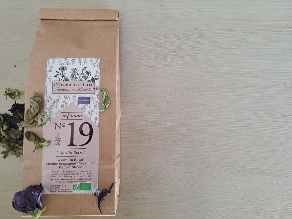 Plantes Aromatiques et Médicinales Bio
Infusions et créations végétales artisanales