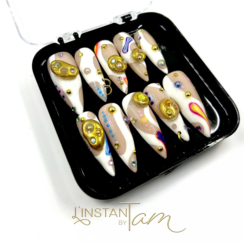 Découvrez mes Press On Nails 100% personnalisables sur capsules de qualité