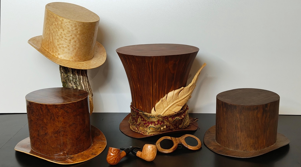 Eine kleine Auswahl der von mir in hochwertiger Handarbeit gefertigten Accessoires aus edlem Holz.