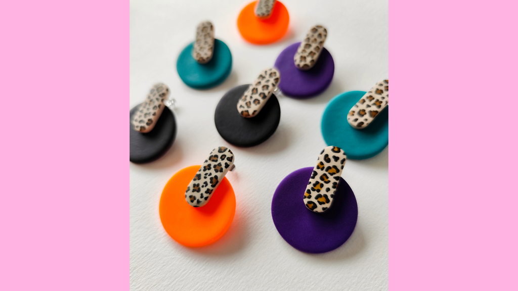 Amour jungle - Boucles d’oreilles et broches Billie – Des créations colorées style unique et originales signées Amour Jungle. Leopard et couleurs vives, fluo...
