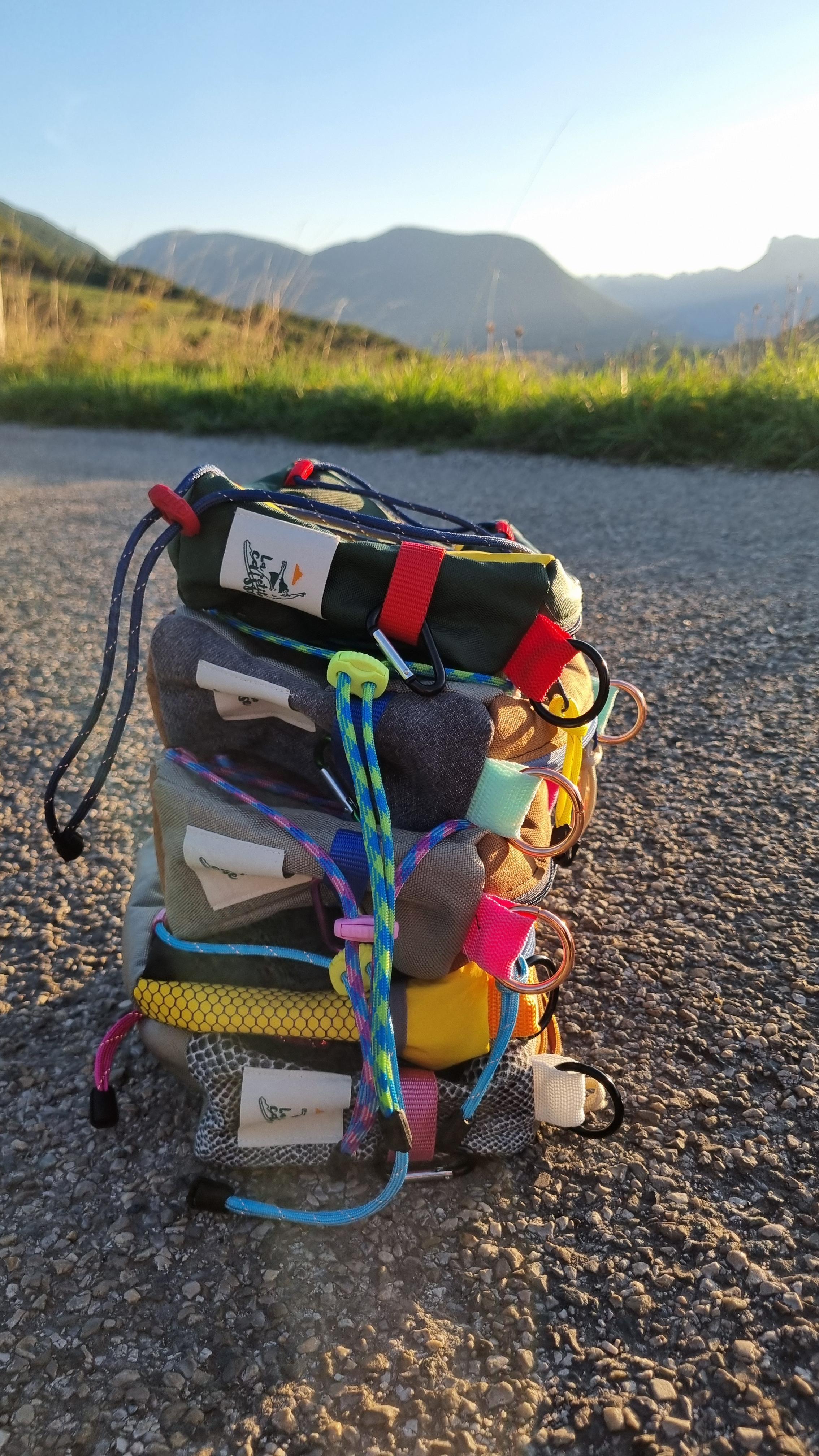 Sac et porte-gourde upcyclés