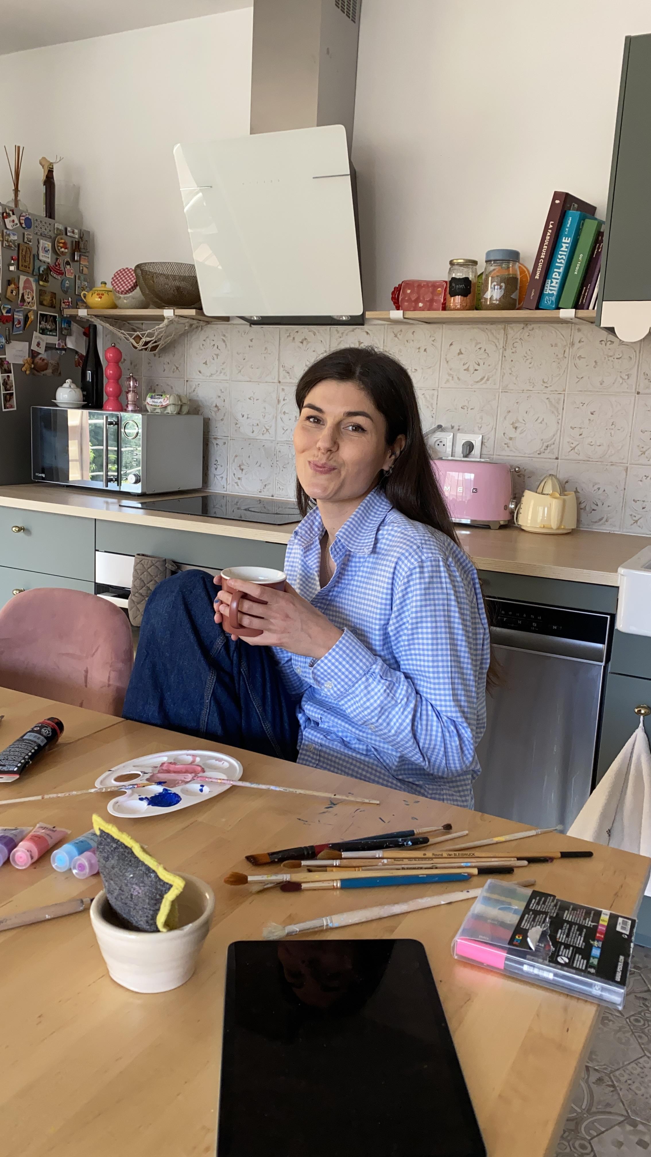 Kit pré-modelé avec matériel inclus, guidé, livré. S'offrir une activité accessible et joyeuse