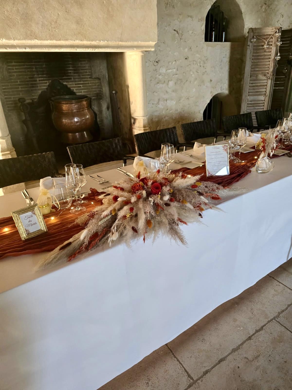 composition florale bouquet décoration table mariage fleur séché stabilisé festif couleur peps bouquet rond fleuriste artisan aquitaine gerbe table honneur pampa terracotta crème blanc bordeaux