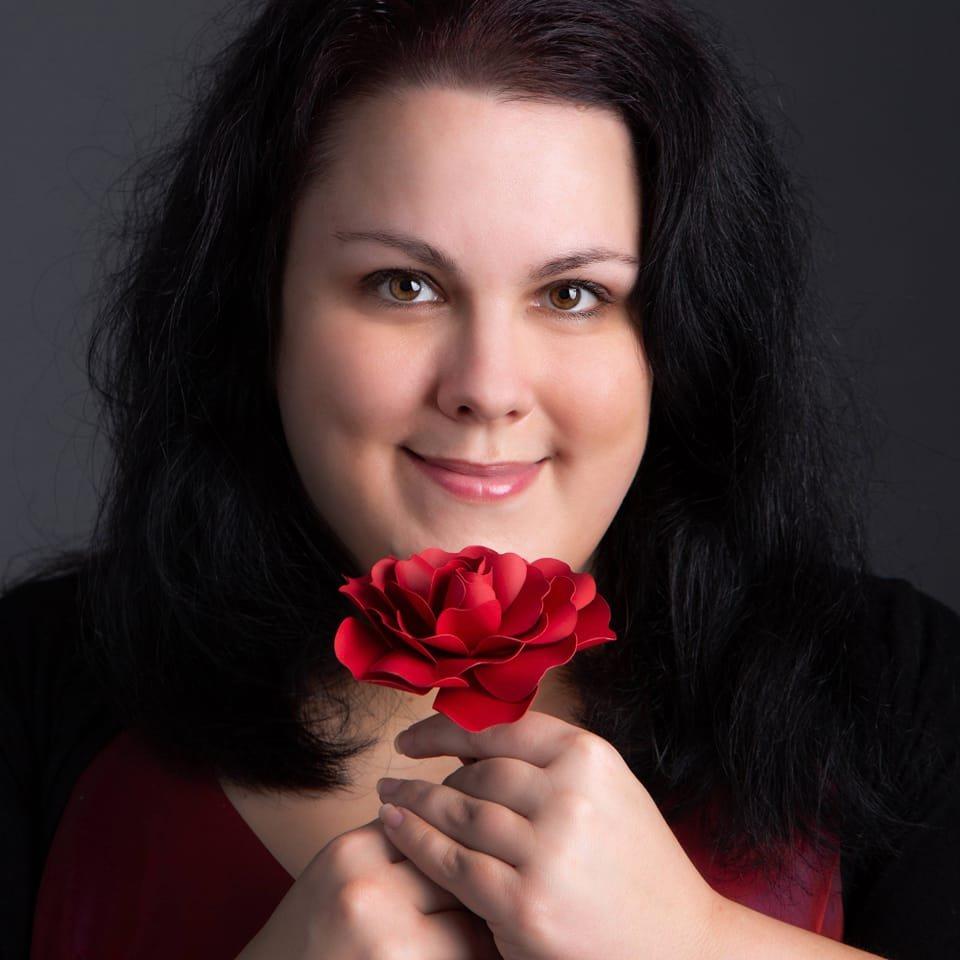 Kirsty Duncan -  Professional Singer