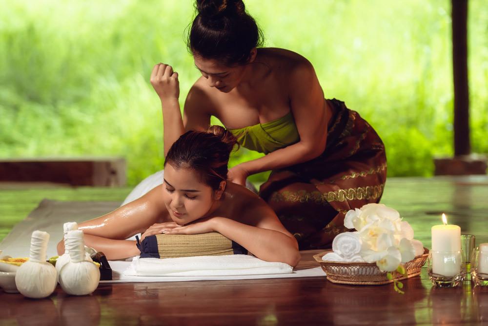 Verschenken Sie Entspannung und Heilung

Gutschein * Voucher * คูปอง

Entfliehen Sie oder mit einem Freund/Freundin dem Alltag und genießen Sie in unseren exklusiven Räumen thailändisches Flair.