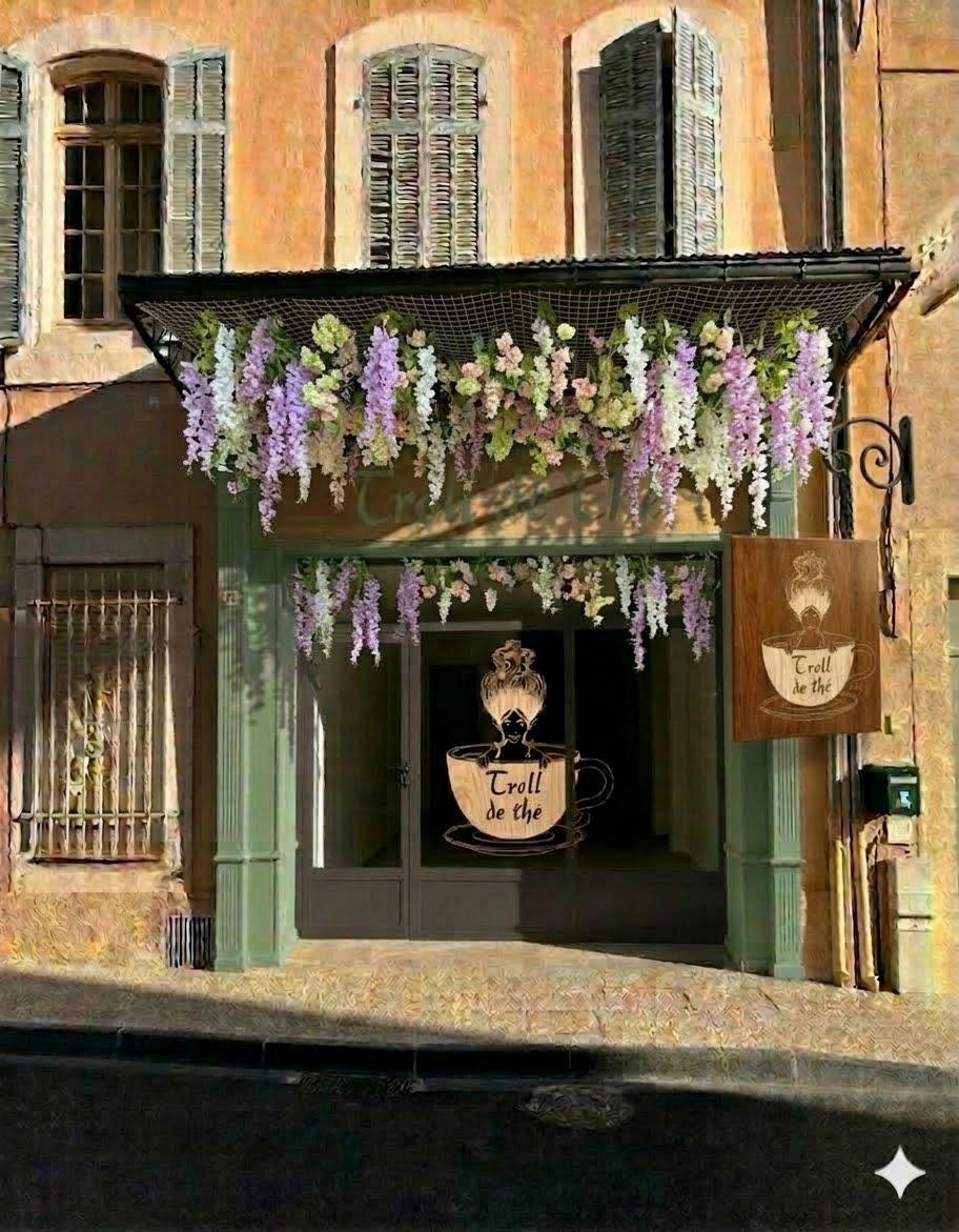Campagne de financement participatif pour m'aider à finaliser le projet d'ouverture du salon de thé.