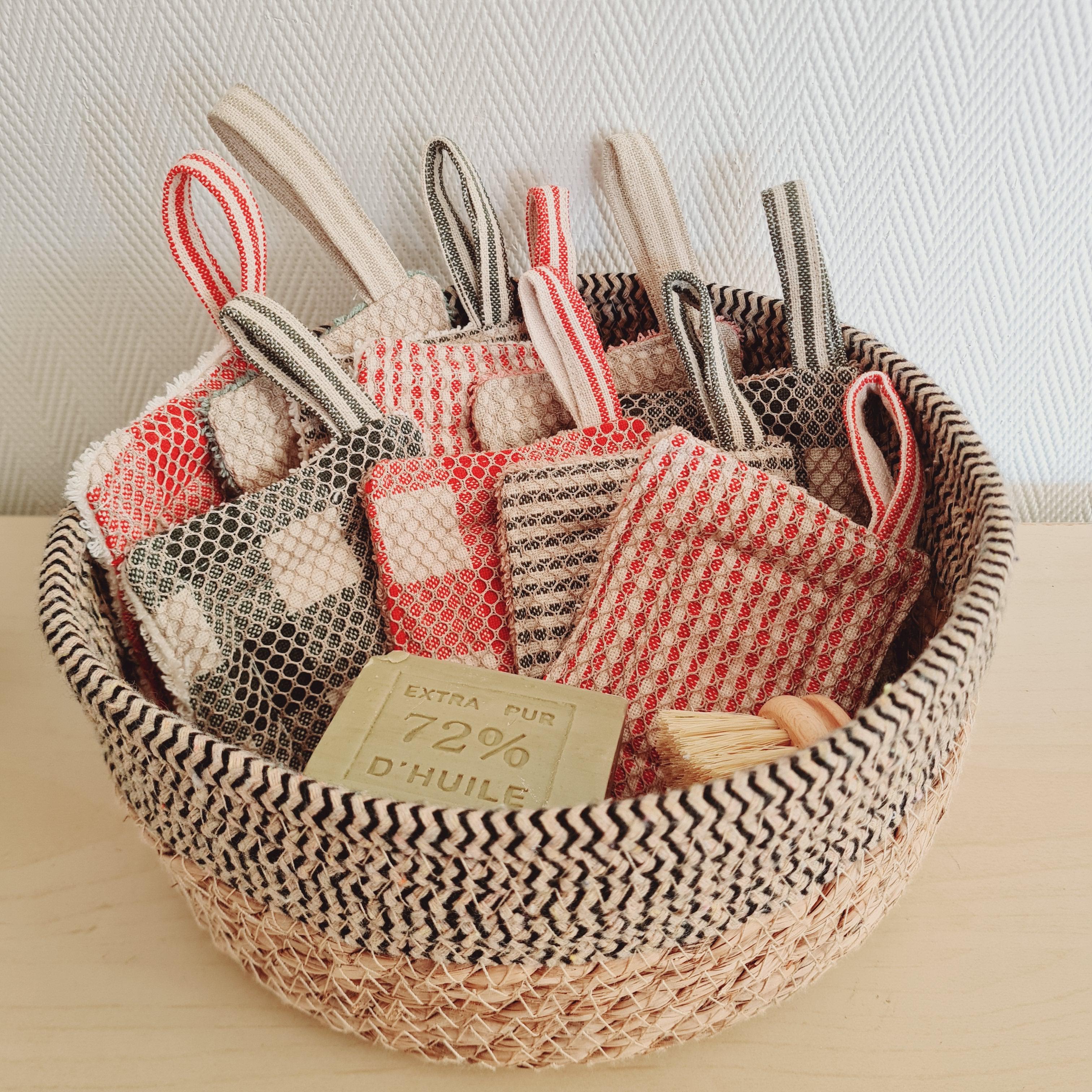 Eponge lavable pour nettoyer la vaisselle et essuyer