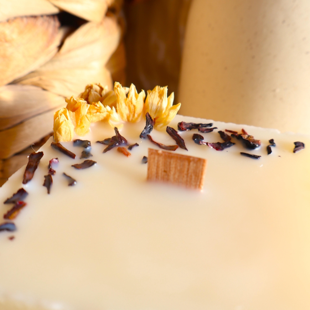 gros plan détail bougie artisanale rechargeable fait main