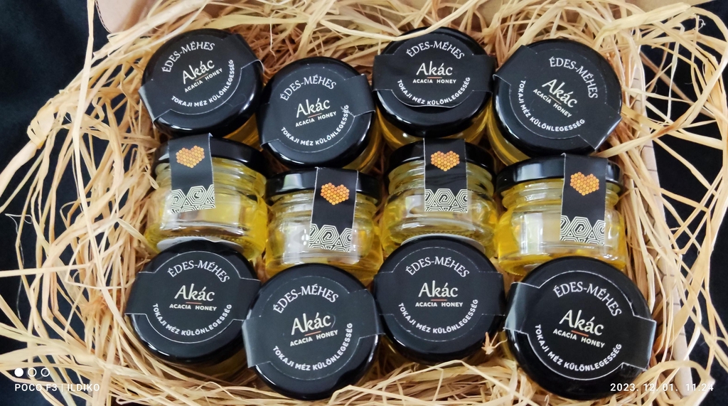 MINI /Reggeliző, kávé mellé/ méz vendéglàtàsba, igény szerint egyedi cimkével.