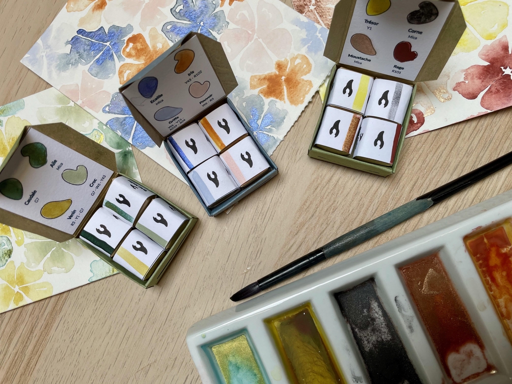 Les sets des dragons, un ensemble de 3 sets de 4 couleurs