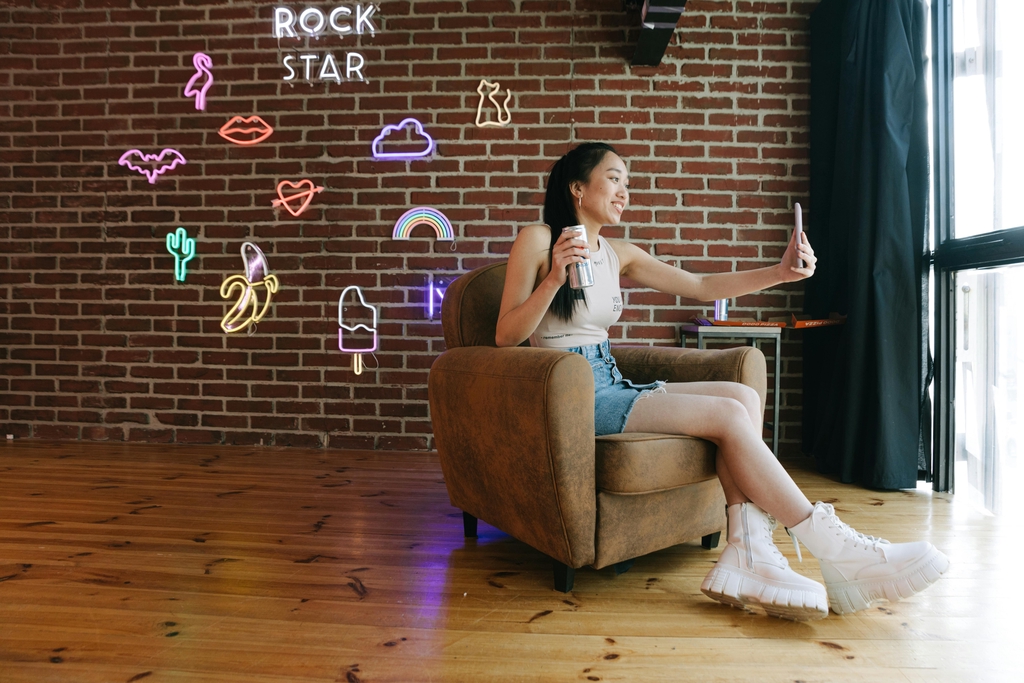 Influencer and Affiliate Marketing