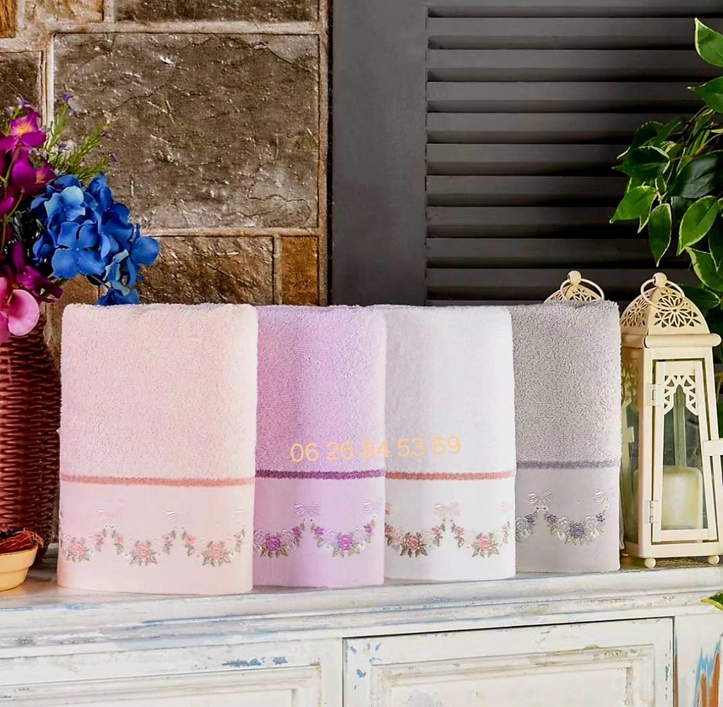 Lot serviettes éponges à motifs 100% coton – Grossiste Linge de Maison ASKENA