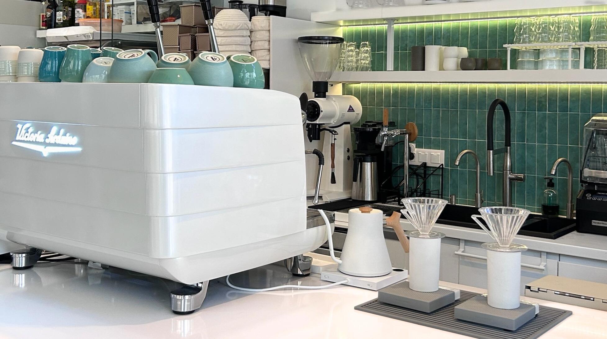 BENO Coffee Roasters & Artisanal Bakery in Marbella