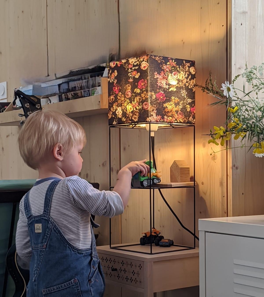 Luminaires SUR LE FIL
Design JEANINE