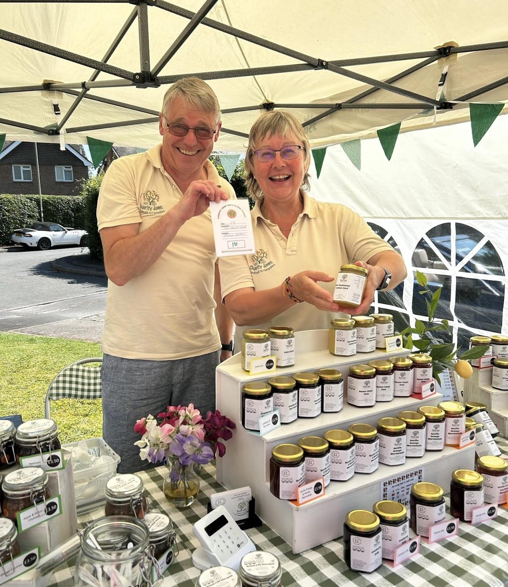 Phil & Pippa at an outside event
