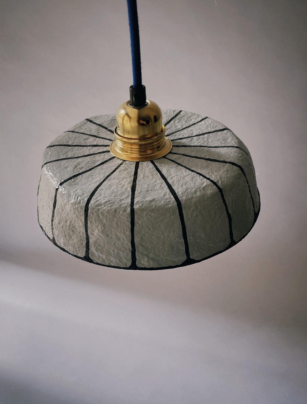Abat jour luminaire lampe suspension lampe à poser papier mâché wabi sabi décoration artisanale fait main