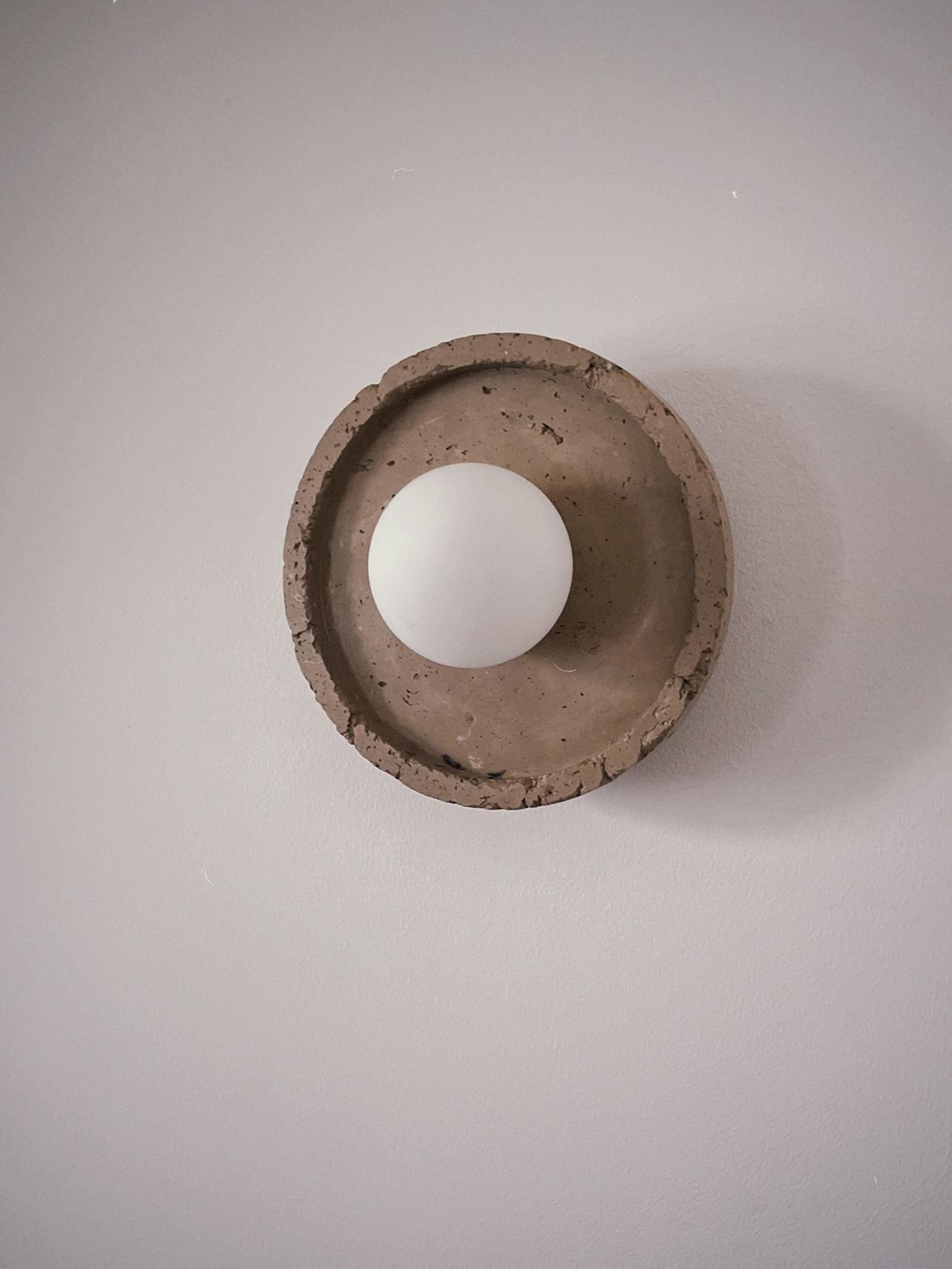 Applique papier mâché wabi sabi artisanat craft luminaire suspension design fait main 