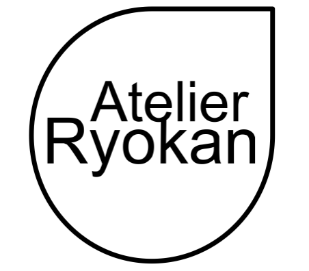 Atelier Ryokan Laurence Franceschini céramiste artisan d'art cours de poterie enfants adolescents adultes à Thônes (74 - Haute-Savoie - France) modelage tournage tour de potier