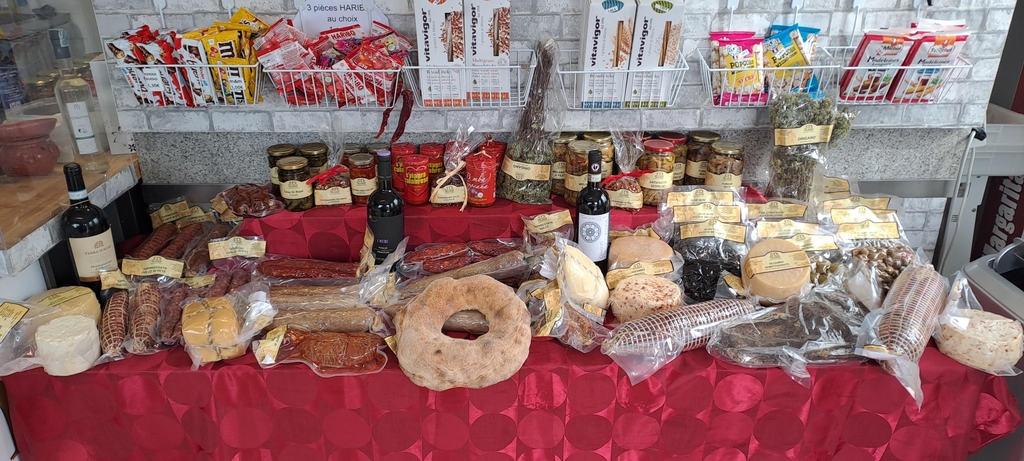 De notre part, ce n’est que le meilleur des produits gastronomiques et non d’Italie, choisi, dégusté et sélectionné pour vous.