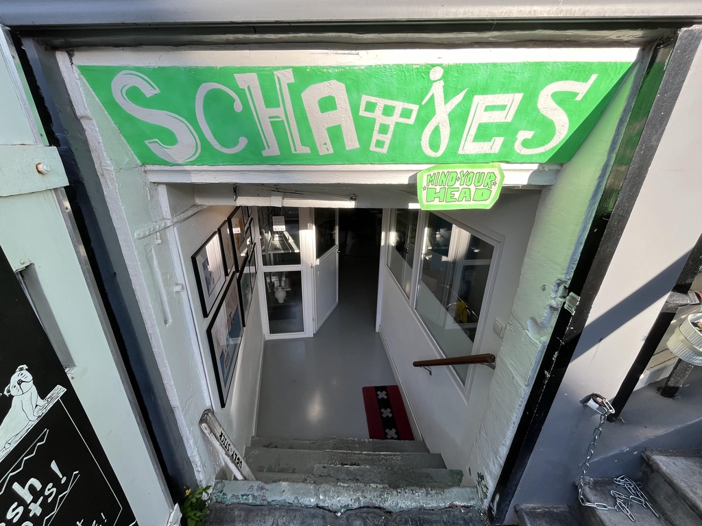 Entrance at Schatjes Amsterdam Red Light District