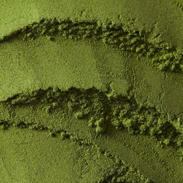 Au delà de leurs teintes, elles confèrent au savon tantôt une mousse fine, tantôt des effets purifiants ou tonifiants suivant le type d'argile utilisé.