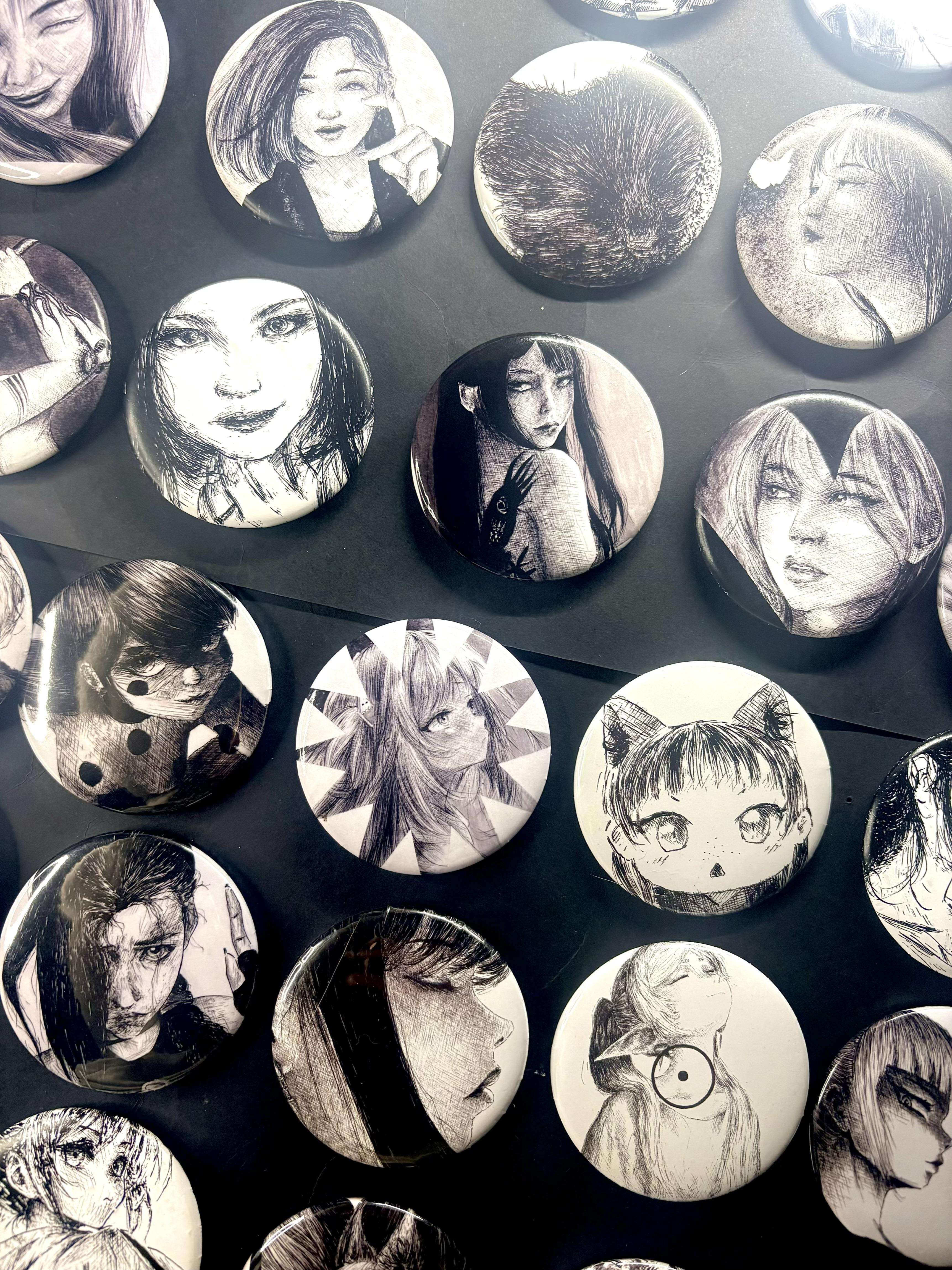 BADGES