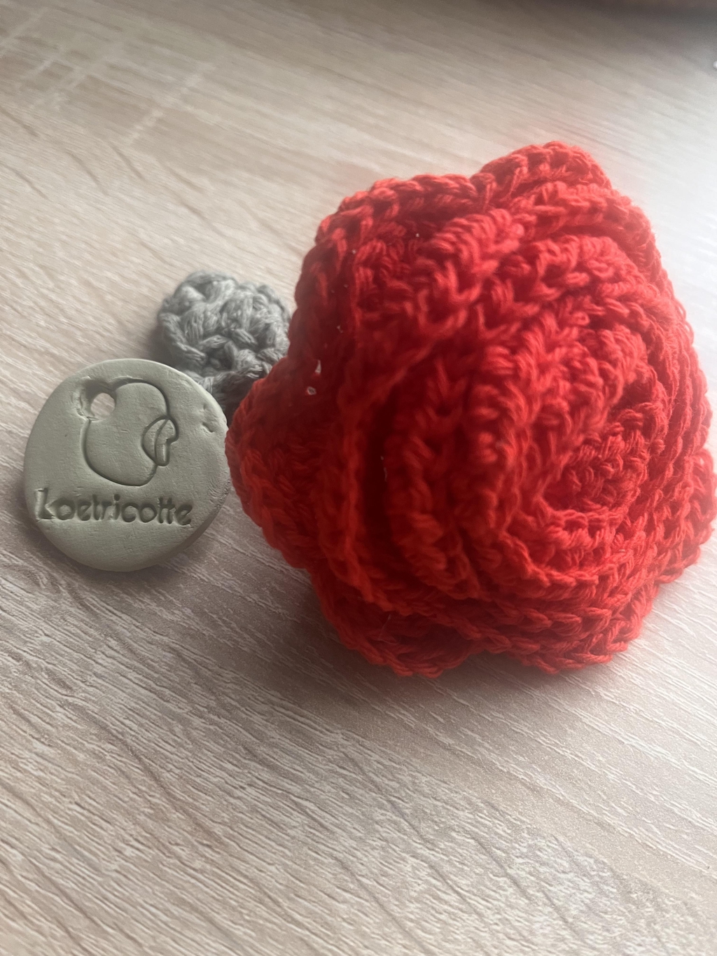 Laetricotte – Créations artisanales au crochet, tricot et argile en Ardèche