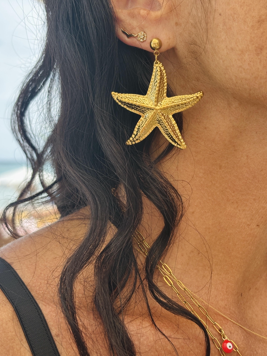 LES BOUCLES D’OREILLES