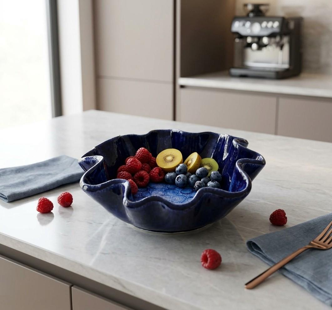 Taças e bowls em grés feitos à mão para servir e decoração