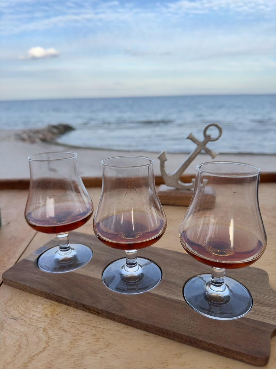 drei Gläser feinster Rum - Dein neuer Lieblingsrum kommt vom Rumfahrrad