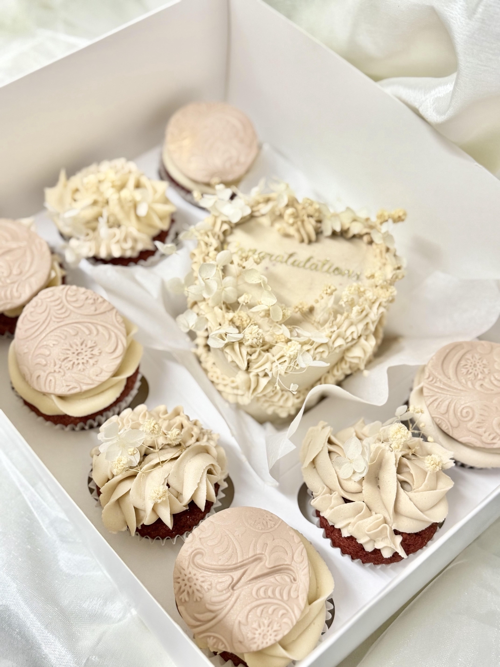 Pink gold Birthday cake father brother son birthday bento personalised custom cupcakes