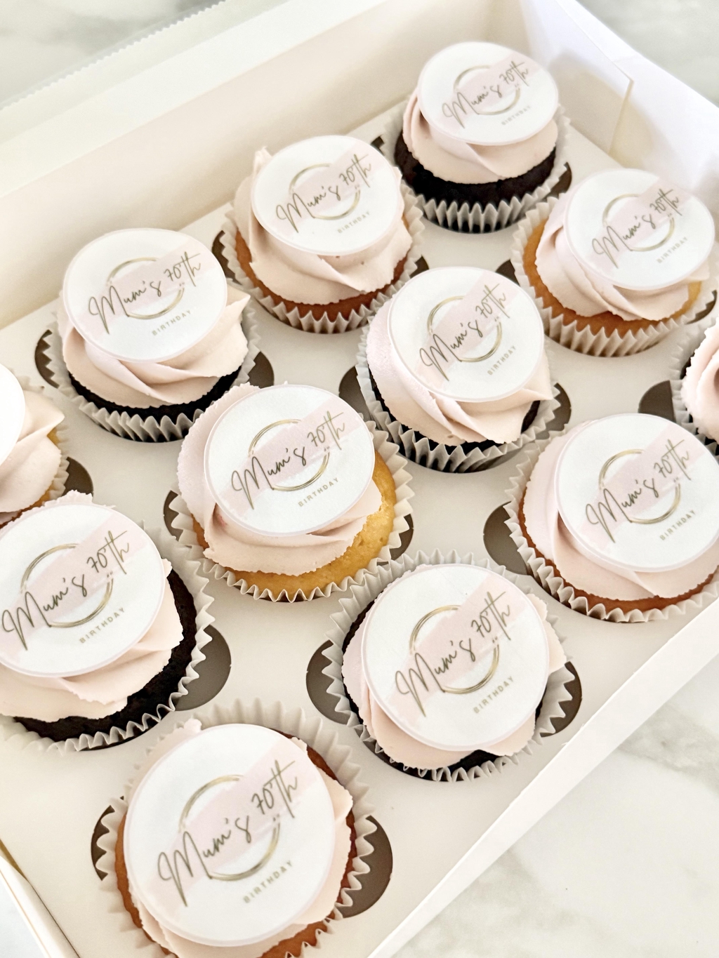 Our beautiful cupcake designs for birthday parties, baby announcements, bridal showers, religious festivals and any celebration are the ultimate solution for customised birthday treats.