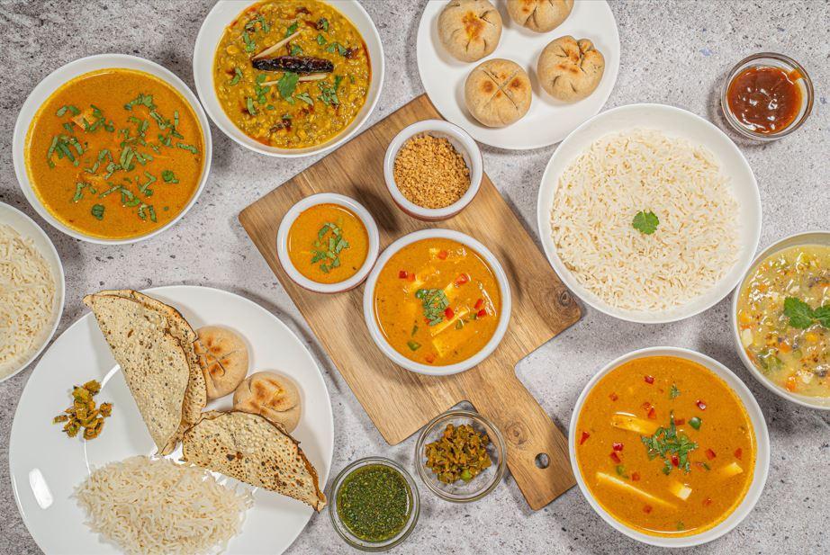 Dal Bati, Churma, Gatta Curry, Paneer Rajwada, Dal BAti Thali, rajwada Thali