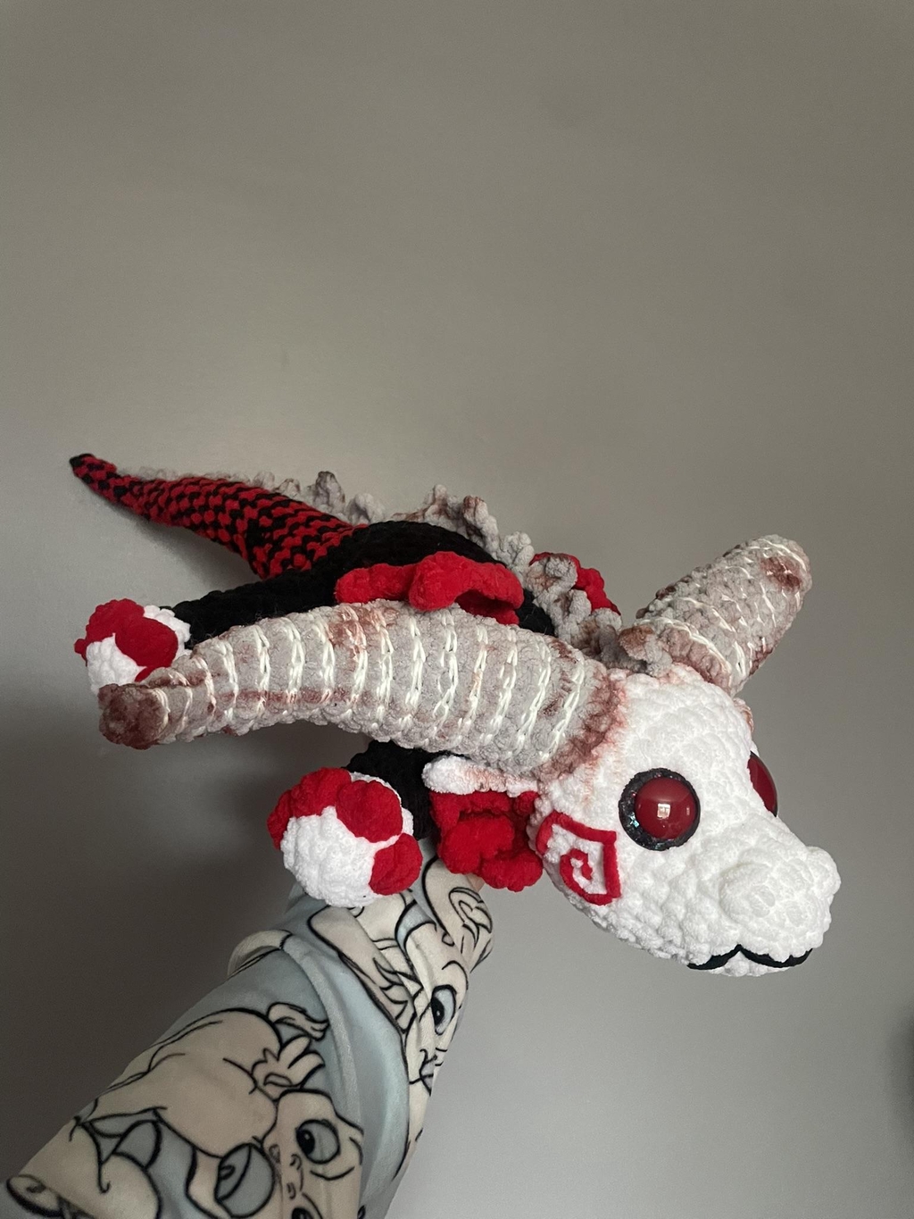 Billy the puppet dragon approx. £80