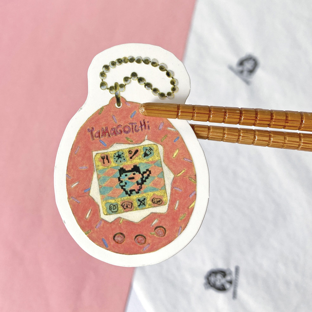 Le grand retour du Tamagotchi : pourquoi l’icône rétro est le nouvel accessoire indispensable de ton journal créatif 