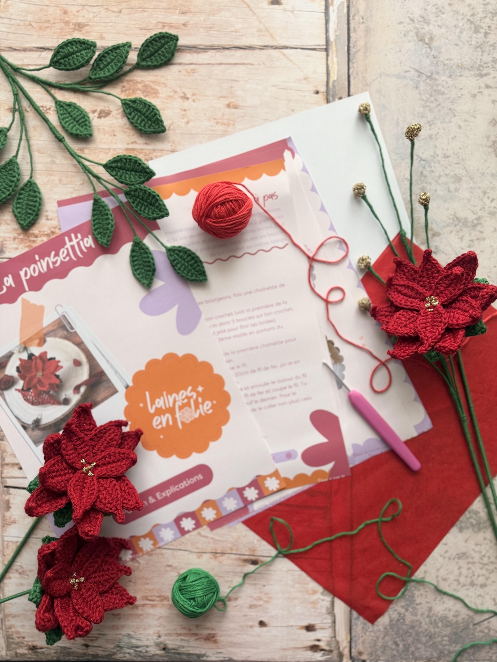 Bienvenue chez Laines en folie, un monde où la douceur du crochet rencontre les couleurs des saisons.
Laissez-vous inspirer par 
des créations faites main