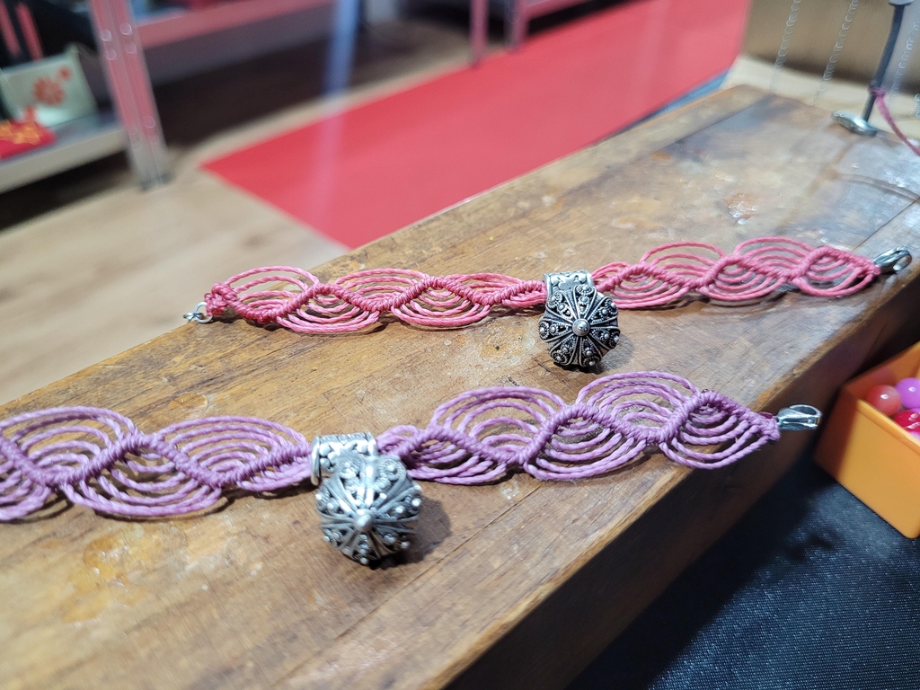Bracciali
